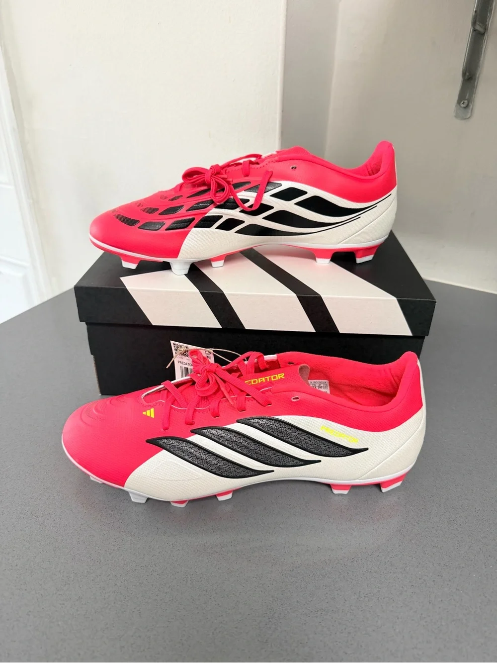 adidas Predator Elite FG  Soccer Cleats men’s size 10 - Hot Pink White Black